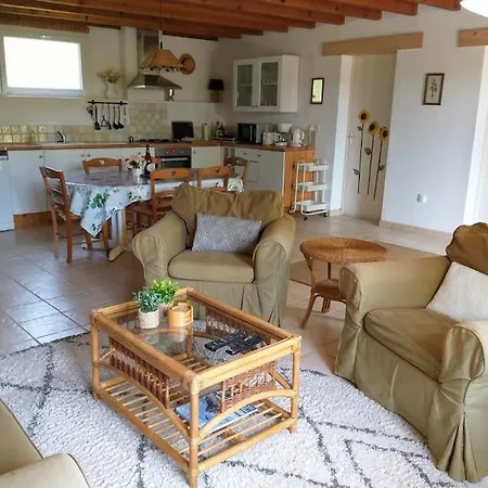 La Petite Sauniere - Chez Helene - En Baie Holiday home *